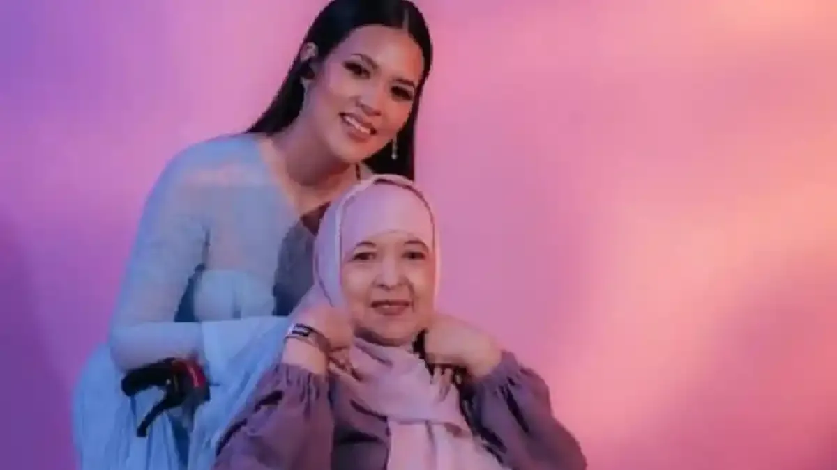 Ibu Raisa Meninggal Dunia Saat Pengobatan Kanker, Ini Kedekatan dengan Sang Bunda