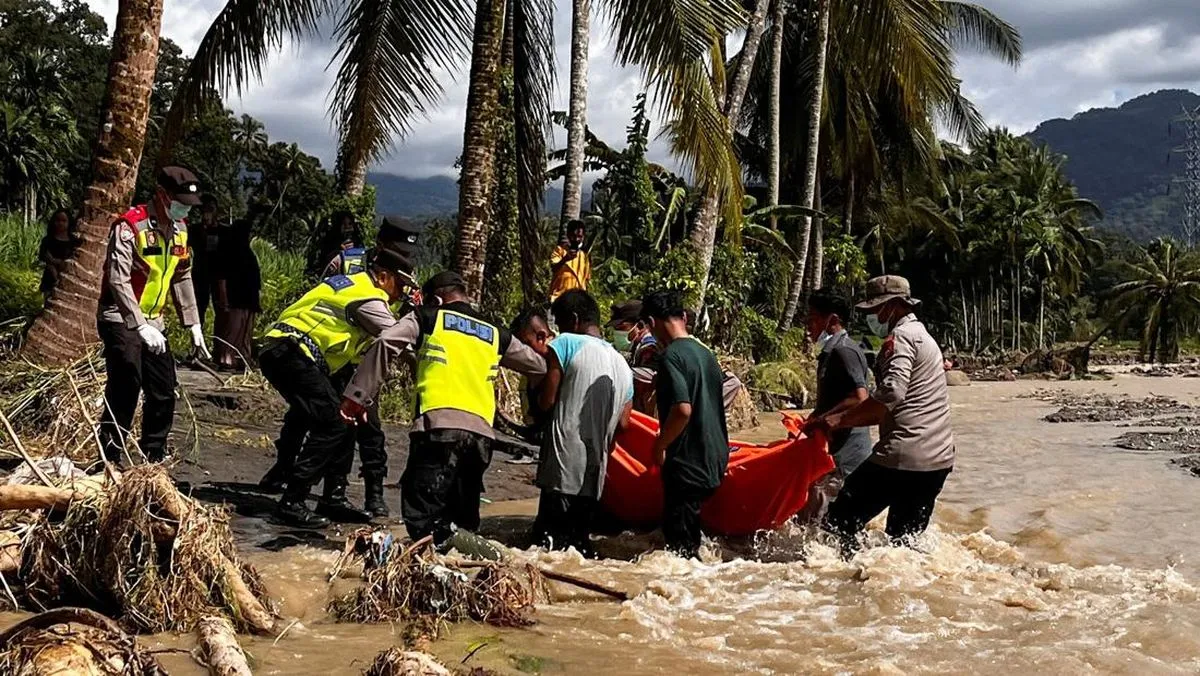 FOTO: Banjir Sumatera Renggut 174 Nyawa