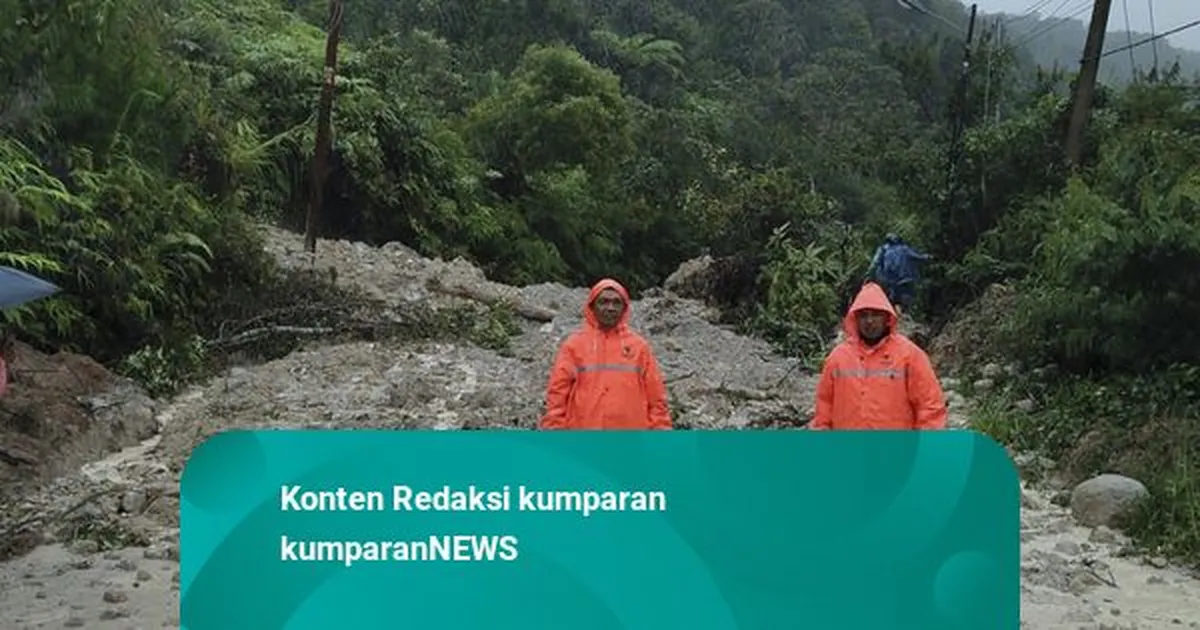 Bahagianya Korban Banjir-Longsor di Sumut Bisa Telepon Keluarga Lewat HP Polisi - kumparan.com