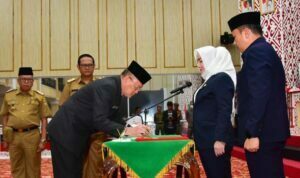 Gubernur Sumatera Selatan H Herman Deru menunjuk H Aidil Rusman menjadi Penjabat (Pj) Sekda Kabupaten Musi Rawas