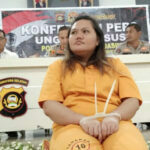 Seorang wanita asal Desa Supat Barat, Kecamatan Babat Supat, diduga melakukan penipuan 192 orang dengan modus arisan online.