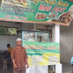 Siapa yang tidak kenal dengan Warung Nasi Soto Mas Didit di Terminal Simpang Periuk Kota Lubuklinggau, Provinsi Sumatera Selatan.