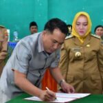 Bupati Musi Rawas Hj. Ratna Machmud membuka Musrenbang Kecamatan Muara Kelingi Tahun 2023 untuk penyusunan RKPD Tahun 2024.