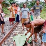 Ansari (36), warga RT 9 Kelurahan Kota Padang, Kecamatan Kota Padang ditemukan dalam kondisi meninggal dunia di atas rel kereta api