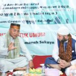 Pj Bupati Muba Apriyadi selama bulan Ramadhan menjalankan aktivitas shalat tarawih dan Isya keliling dengan mengunjungi masjid di Kota Sekayu.
