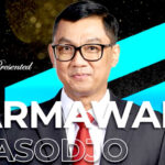Direktur Utama PT PLN (Persero), Darmawan Prasodjo raih penghargaan sebagai Indonesia Best 50 CE0