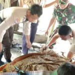 Seorang anak di Kabupaten Empat Lawang Provinsi Sumatera Selatan tega menusuk ayahnya hingga tewas hanya gara-gara telur ayam.
