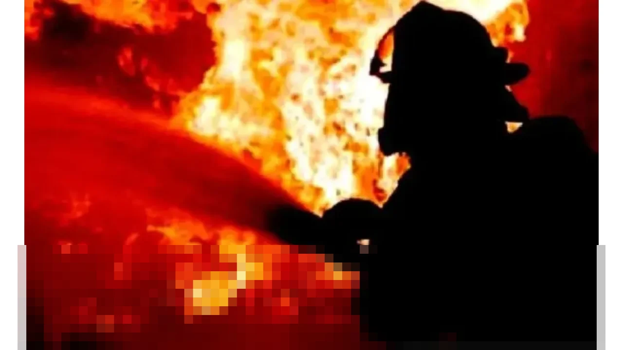 28 Personel Gulkarmat Jakarta Selatan Berjibaku Padamkan Api di Ruang Genset Trafo Kantor Wali Kota