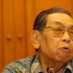 Menilik Ketegaran Gus Dur di Tengah Badai Perpecahan NU