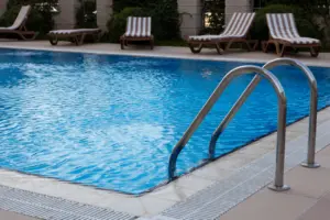 Bocah 5 Tahun Tewas Tenggelam di Kolam Renang Usai Menyelinap dari Pengawasan