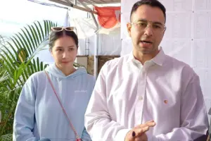 Raffi Ahmad & Nagita Slavina Sumbang Rp 15 M untuk Korban Banjir Sumatera