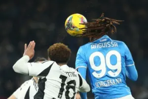 Duel Sengit Napoli vs Juventus: Link Live Streaming Liga Italia Tayang Malam Ini