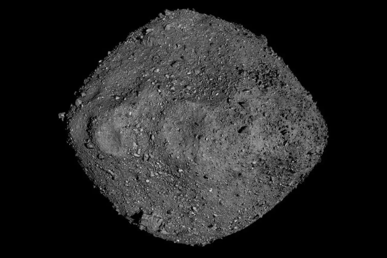 Gula Esensial Pembentuk Kehidupan Ditemukan dalam Sampel Asteroid Bennu