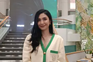 Mikha Tambayong: Investasi Kulit Bukan Sekadar Produk Skincare, Jaga dari Dalam