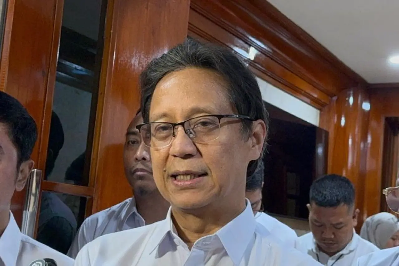 Banjir Sumbar & Aceh: Menkes Minta 300 Dokter TNI-Polri Perkuat Layanan Kesehatan