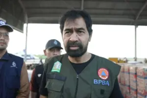 Mualem: Korban Banjir Aceh Gatal-gatal, Obat-obatan Sangat Mendesak