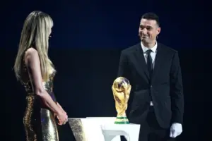 Presiden FIFA Minta Maaf ke Scaloni Usai Insiden Sarung Tangan Piala Dunia 2026