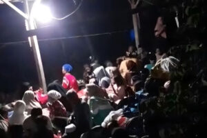 Banjir Lahar Semeru Timbun 17 Rumah di Candipuro, Ratusan Warga Mengungsi ke Bukit