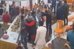 Pernikahan Berakhir Ricuh, Tamu Saling Serang Gara-gara Kue Tradisional