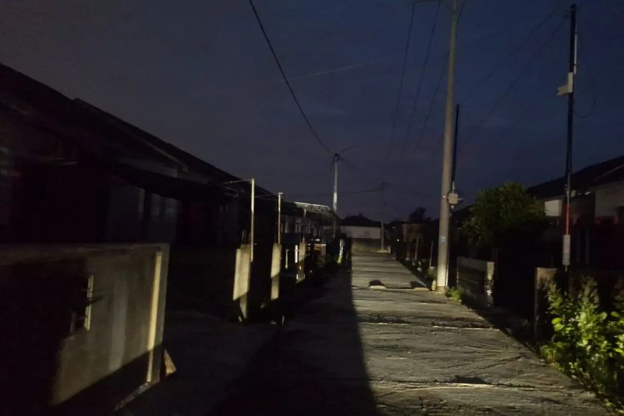 Klaim Listrik Aceh 97 Persen Dipertanyakan Pemprov, “Baru Pulih 60-70 Persen” Klaim Listrik Aceh 97 Persen Dipertanyakan Pemprov, “Baru Pulih 60-70 Persen”