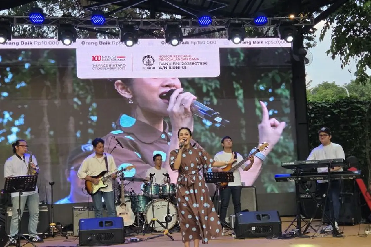 Andien Desak Pemerintah Tangani Bencana Sumatra Jangka Panjang Andien Desak Pemerintah Tangani Bencana Sumatra Jangka Panjang