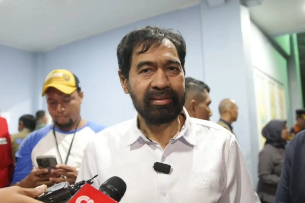 Gubernur Aceh Keluhkan Pedagang Mainkan Harga Sembako di Depan Prabowo