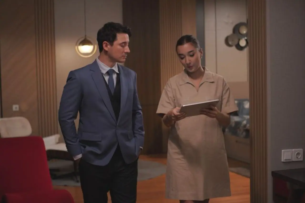 Carissa Perusset Ketahuan Selingkuh Lagi di Episode 5 Menikahi Jadi yang Kedua