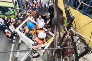 Bandung Akhiri Era Kabel Udara Semrawut, Mulai Bawah Tanah di 15 Ruas Jalan