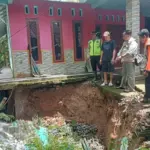 Longsor di Kebumen Nyaris Seret Rumah Warga Akibat Hujan Deras