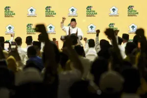 Prabowo dan Bahlil Saling Puji: Manuver Politik di Balik Panggung HUT Golkar
