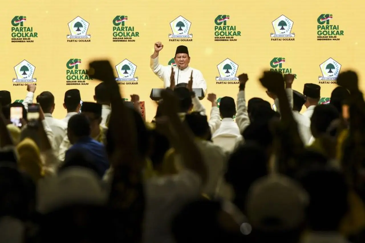 Prabowo dan Bahlil Saling Puji: Manuver Politik di Balik Panggung HUT Golkar
