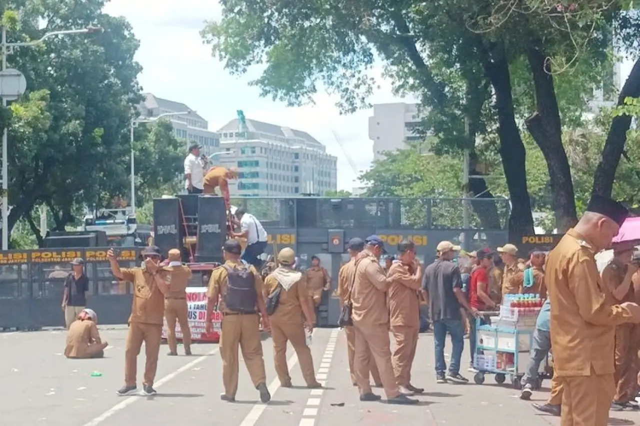 Kades Demo di Patung Kuda, Desak Cabut Aturan Dana Desa yang Dinilai Tiba-Tiba