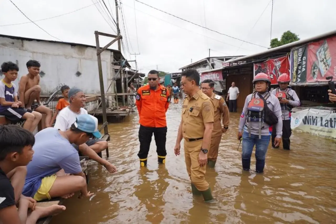 Pontianak Siaga 1 Banjir Rob, Wali Kota Edi Perintahkan Posko Aktif