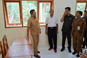 Krisis Ruang Kelas SMP Buleleng: Siswa Terpaksa Belajar Sistem Sif