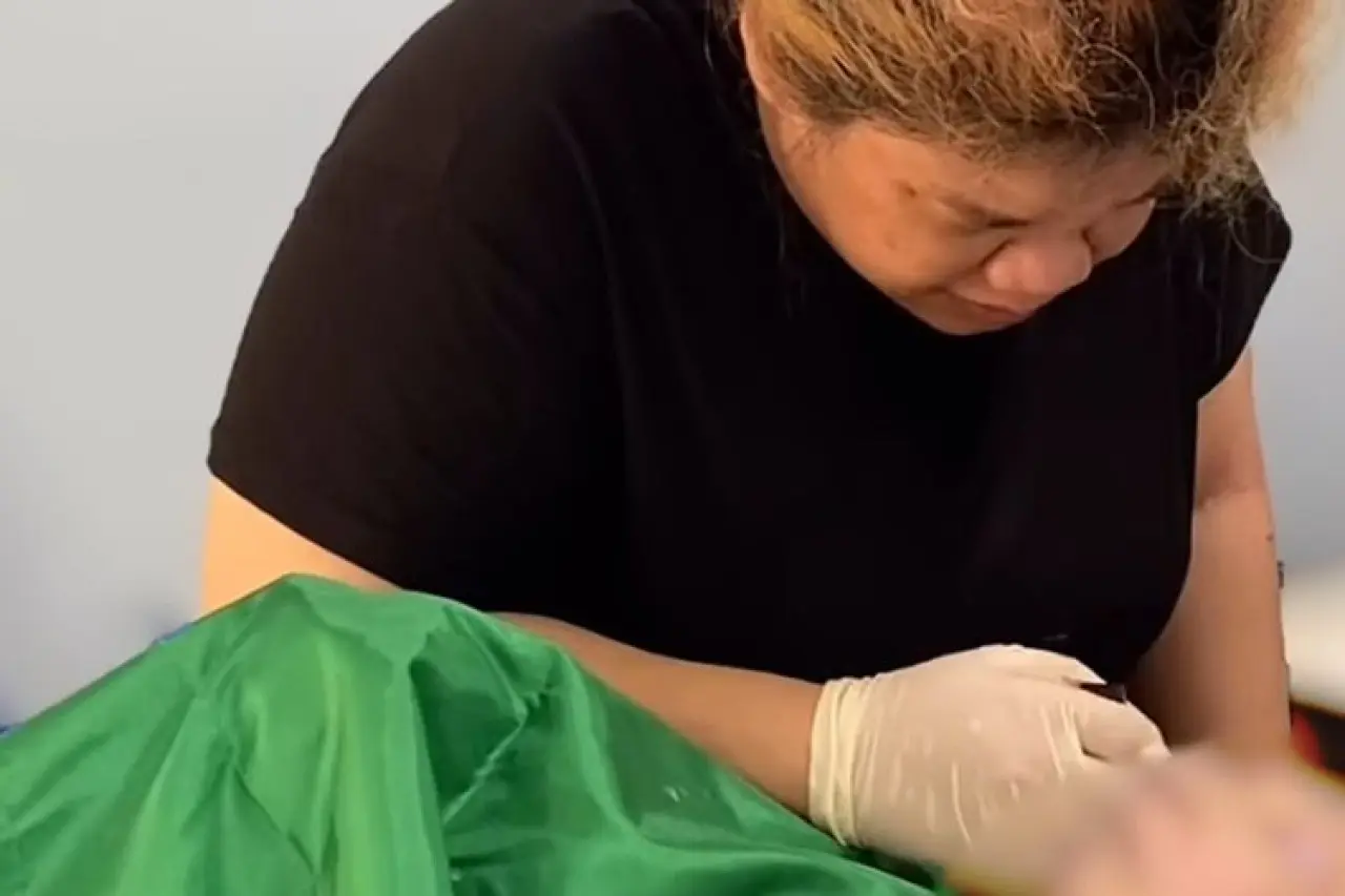 Perias Jenazah: Panggilan Hati di Tengah Stigma dan Dedikasi