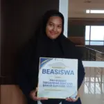 Mahasiswi Unesa Asal Pidie Jaya Raih Beasiswa Usai Keluarga Terdampak Bencana