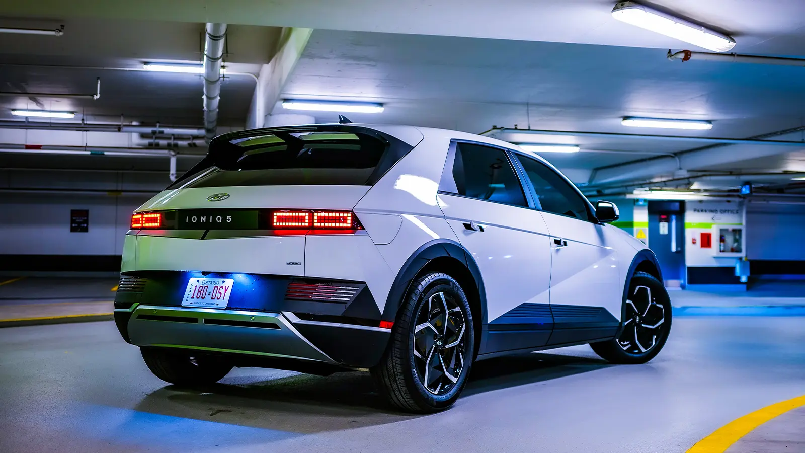 8 Mobil Listrik dengan Sunroof di Indonesia: Pilihan Mewah dan Fungsional untuk Mobilitas Urban