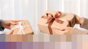 9 Ide Kado di Bawah Rp 50 Ribu: Pilihan Kekinian dan Berkesan untuk Momen Spesial Akhir Tahun