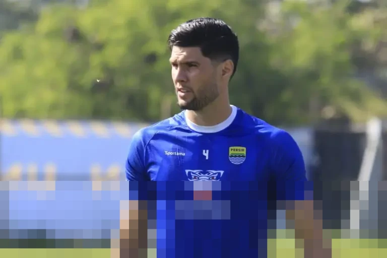Pertahanan Persib Bandung Kokoh, Julio Cesar Bongkar Rahasia Pertahanan Persib Bandung Kokoh, Julio Cesar Bongkar Rahasia