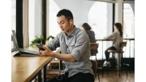 Agentic AI Diproyeksikan Jadi Infrastruktur Krusial Perusahaan pada 2026, Ubah Interaksi Pelanggan