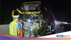 AKP Eka Hendra Ardiansyah: “Satu Penumpang Bus The Sultan Tewas dalam Insiden di Tol Batang”