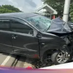 AKP Sularno: Toyota Avanza Ringsek Usai Tabrak Tiang Lampu di Bandara Soetta, Dua Orang Terluka
