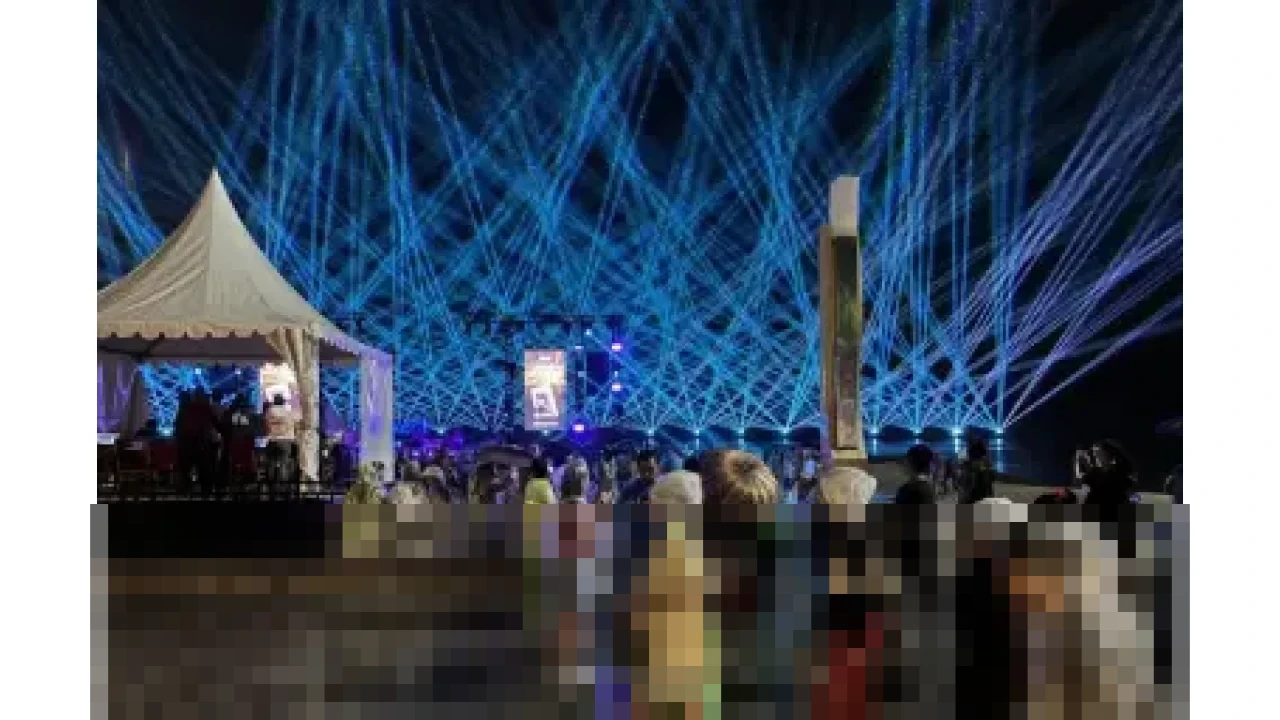 Ancol Dipadati 55.900 Pengunjung Jelang Tahun Baru 2026, Ganti Kembang Api dengan Drone Empati