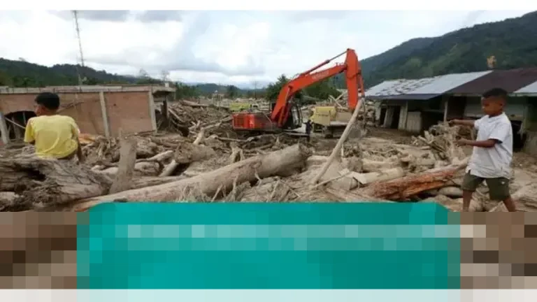 Andi Iwan Darmawan: “Kayu Gelondongan Pascabanjir Aceh Bisa Dimanfaatkan, Jangan Jadi Limbah” Andi Iwan Darmawan: “Kayu Gelondongan Pascabanjir Aceh Bisa Dimanfaatkan, Jangan Jadi Limbah”