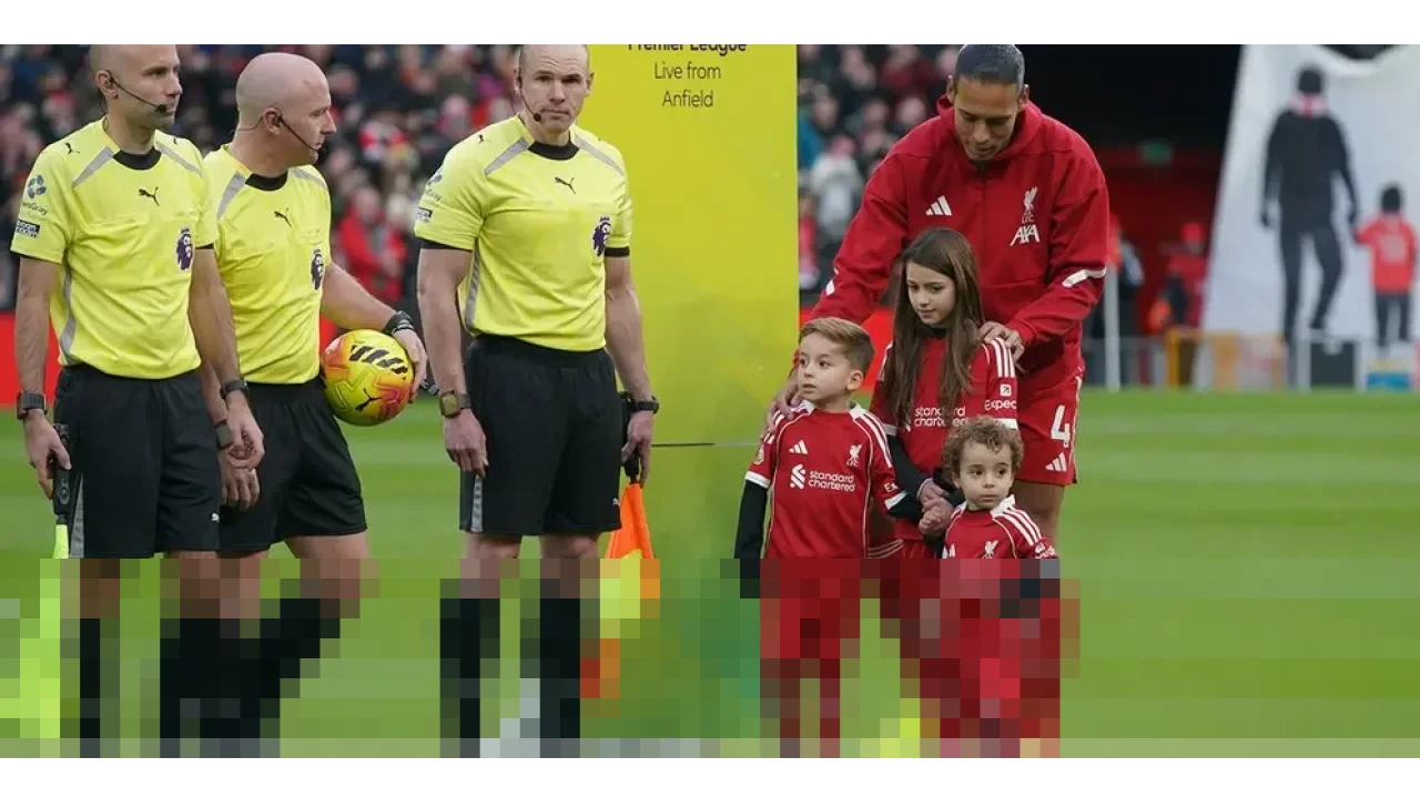 Anfield Diselimuti Haru, Liverpool dan Wolves Kenang Diogo Jota dalam Laga Emosional