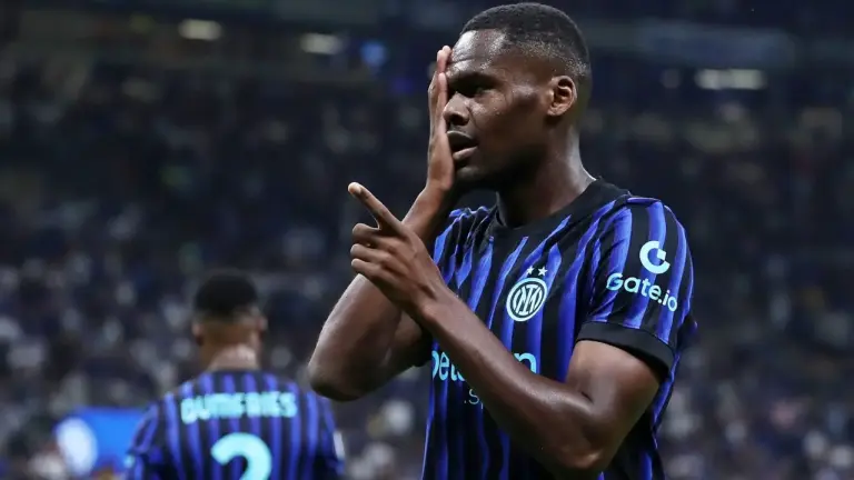 Ange-Yoan Bonny Alami Cedera Serius Saat Latihan, Terancam Absen Dua Pekan dari Inter Milan