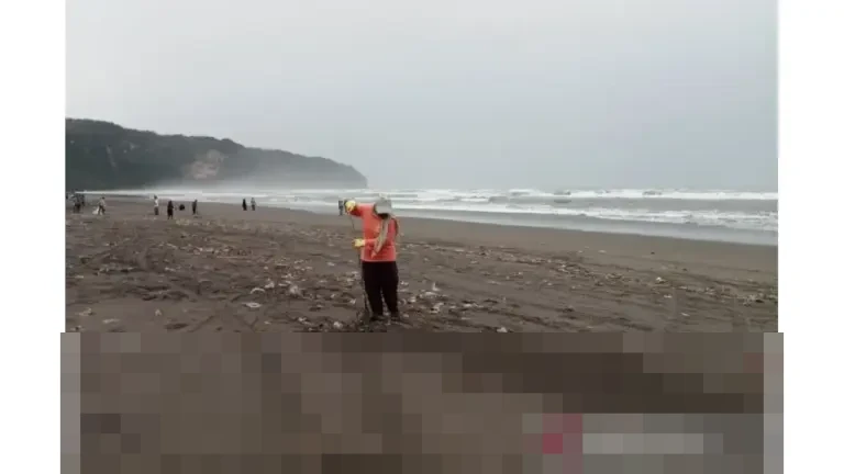 Antisipasi Lonjakan Sampah, Bantul Siagakan Ratusan Petugas di Objek Wisata Akhir Tahun