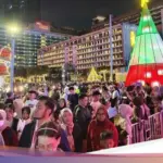 Antusiasme Warga Penuhi Bundaran HI, Nikmati Gemerlap Jakarta Light Festival Edisi Natal 2025