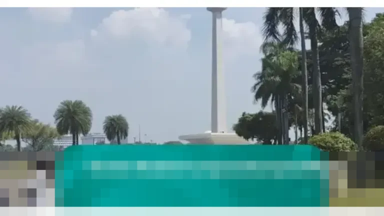 Antusiasme Warga Penuhi Destinasi Wisata Jakarta dan Bandung di Libur Panjang Akhir Tahun 2025