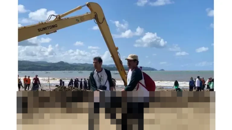 Ardian Candra: Sampah Kiriman Jadi Tantangan Serius Destinasi Pantai Tulungagung Ardian Candra: Sampah Kiriman Jadi Tantangan Serius Destinasi Pantai Tulungagung